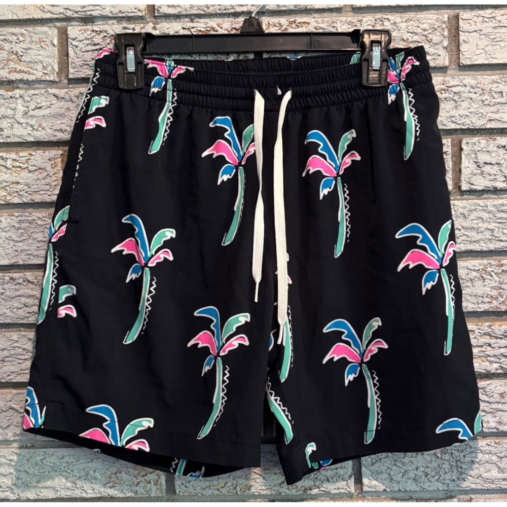 Chubbies Mens Swim Trunks Small 7 Inch Inseam Black Palm Tree Tropical Shorts